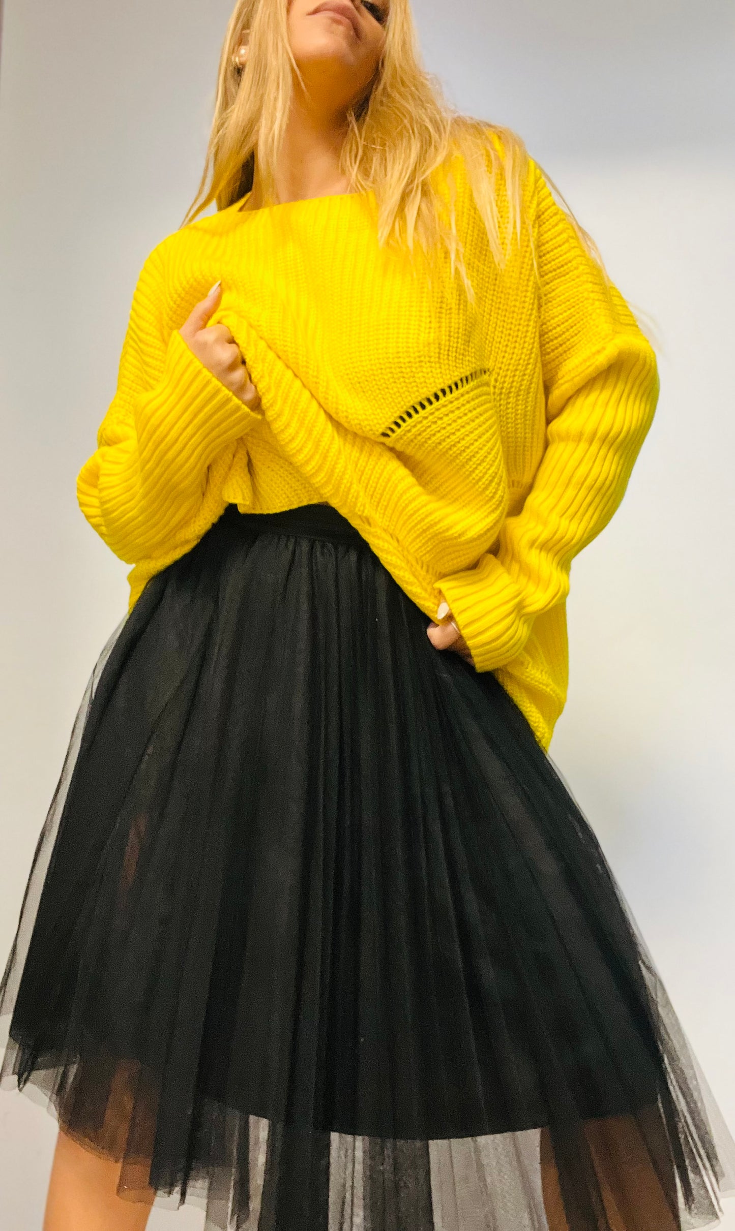 Short black tutu tulle skirt